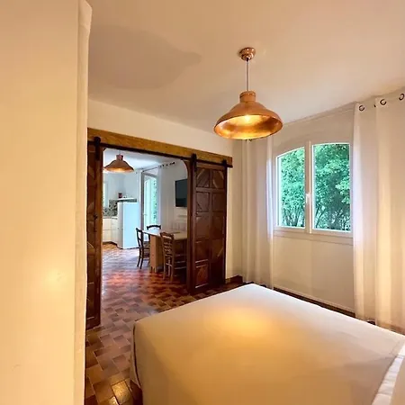 Harmonie T2-climatisation, Grand Jardin & Parking Prive Au Calme *