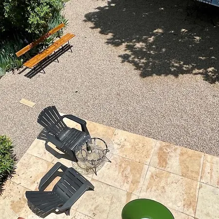 Harmonie T2-climatisation, Grand Jardin & Parking Prive Au Calme *