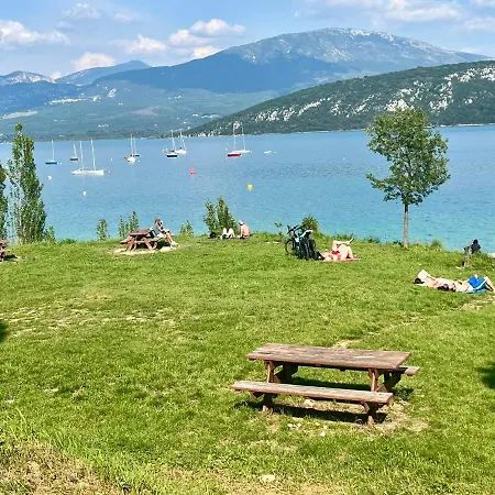 Harmonie T2-climatisation, Grand Jardin & Parking Prive Au Calme Lejlighed